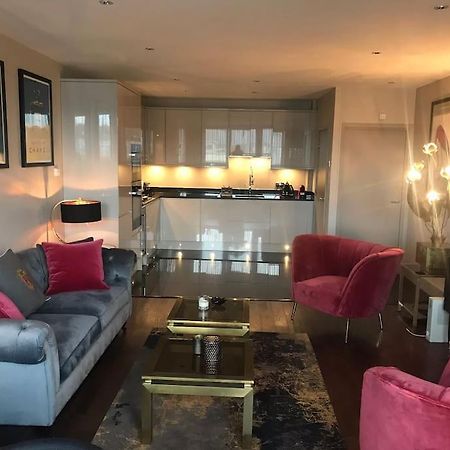 Luxury Central Tunbridge Wells With Free Parking Leilighet Eksteriør bilde